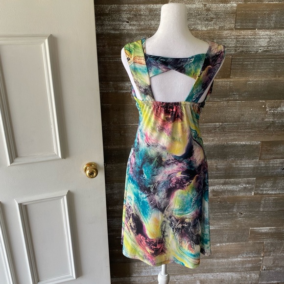 Who’s ready for Summer? Ladies Multicolor Dress Size Large - Picture 2 of 2